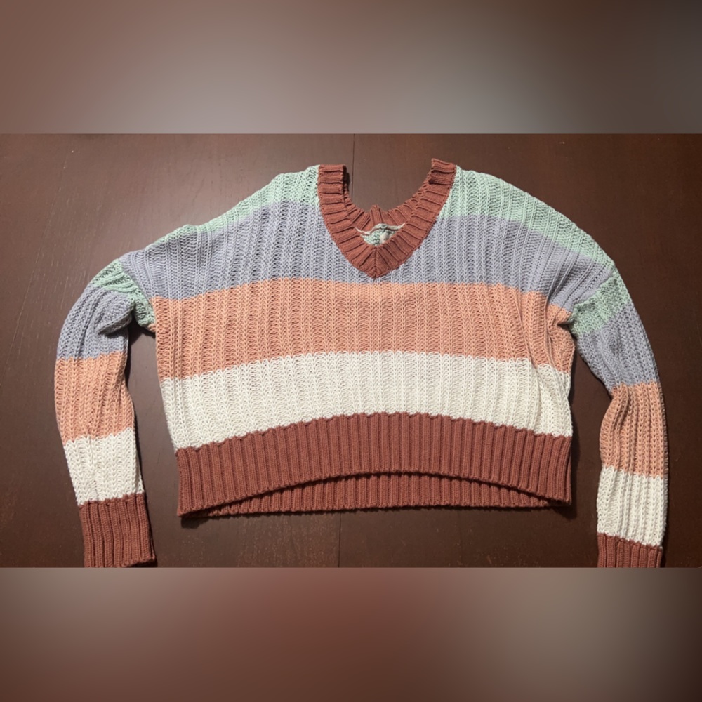 Aeropostale knitted multi color sweater